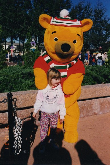 19971231_Heather&Pooh_Disney